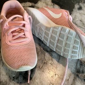 GUC 12.5 Nike sneakers